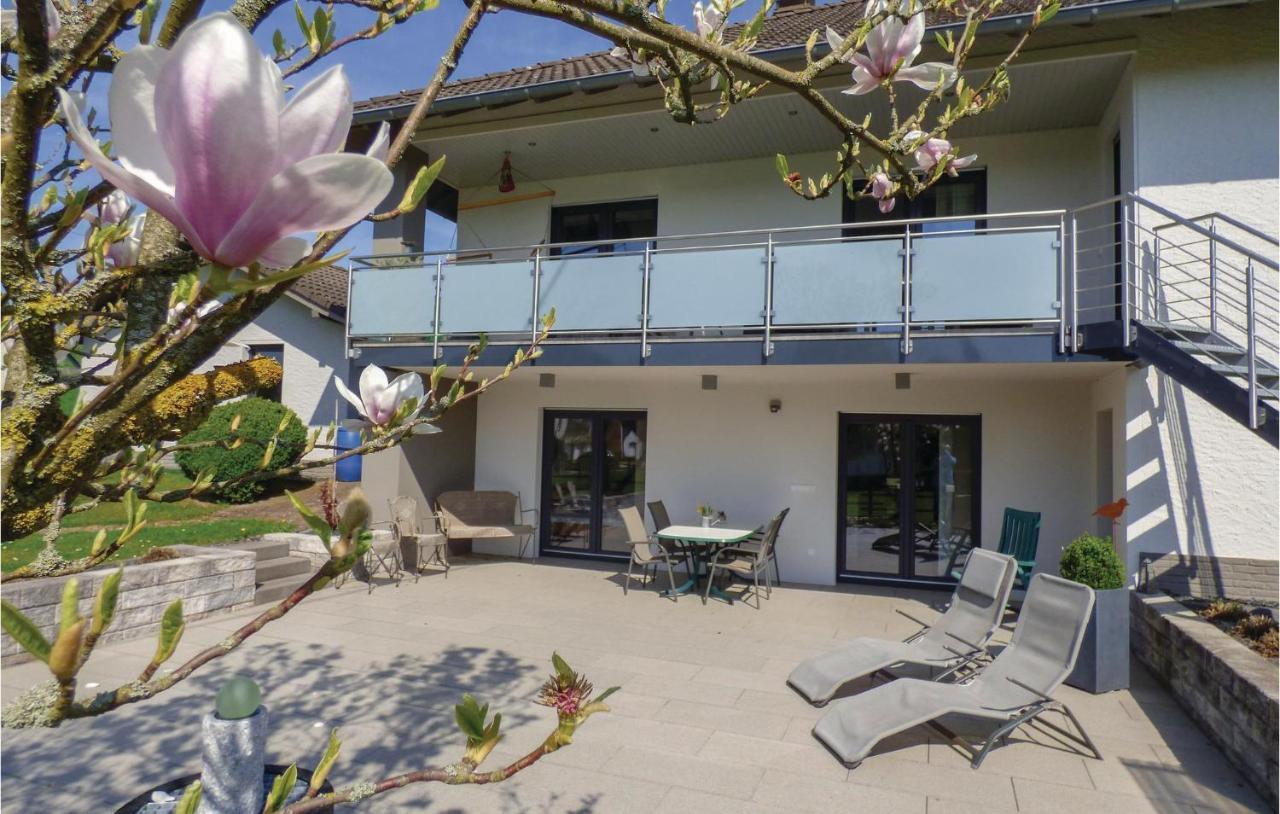 Cozy Apartment In Koerperich-Obersgegen With Wifi Korperich Exterior photo